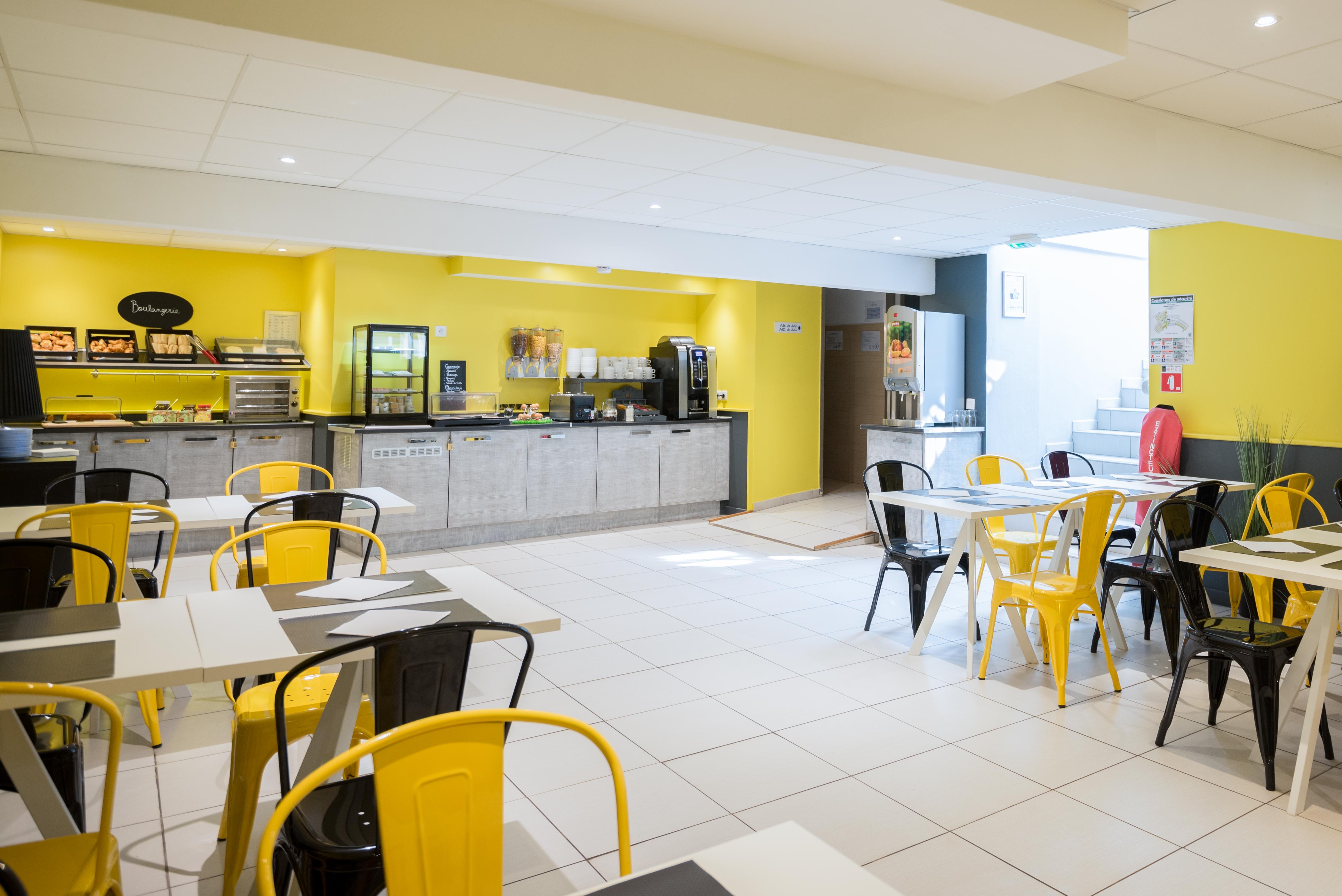 Comfort Aparthotel Frejus La Tour De Mare Bagian luar foto