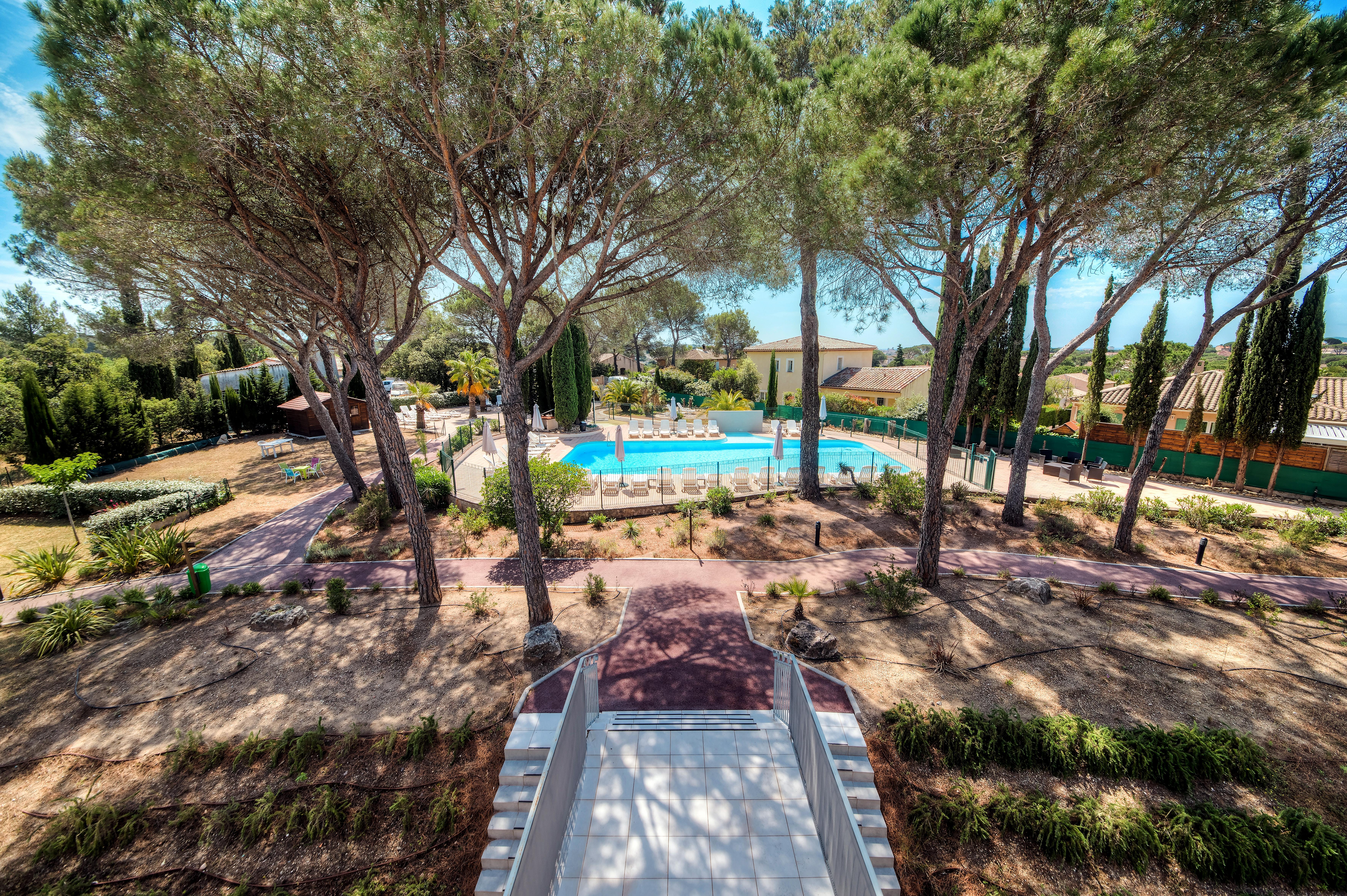 Comfort Aparthotel Frejus La Tour De Mare Bagian luar foto