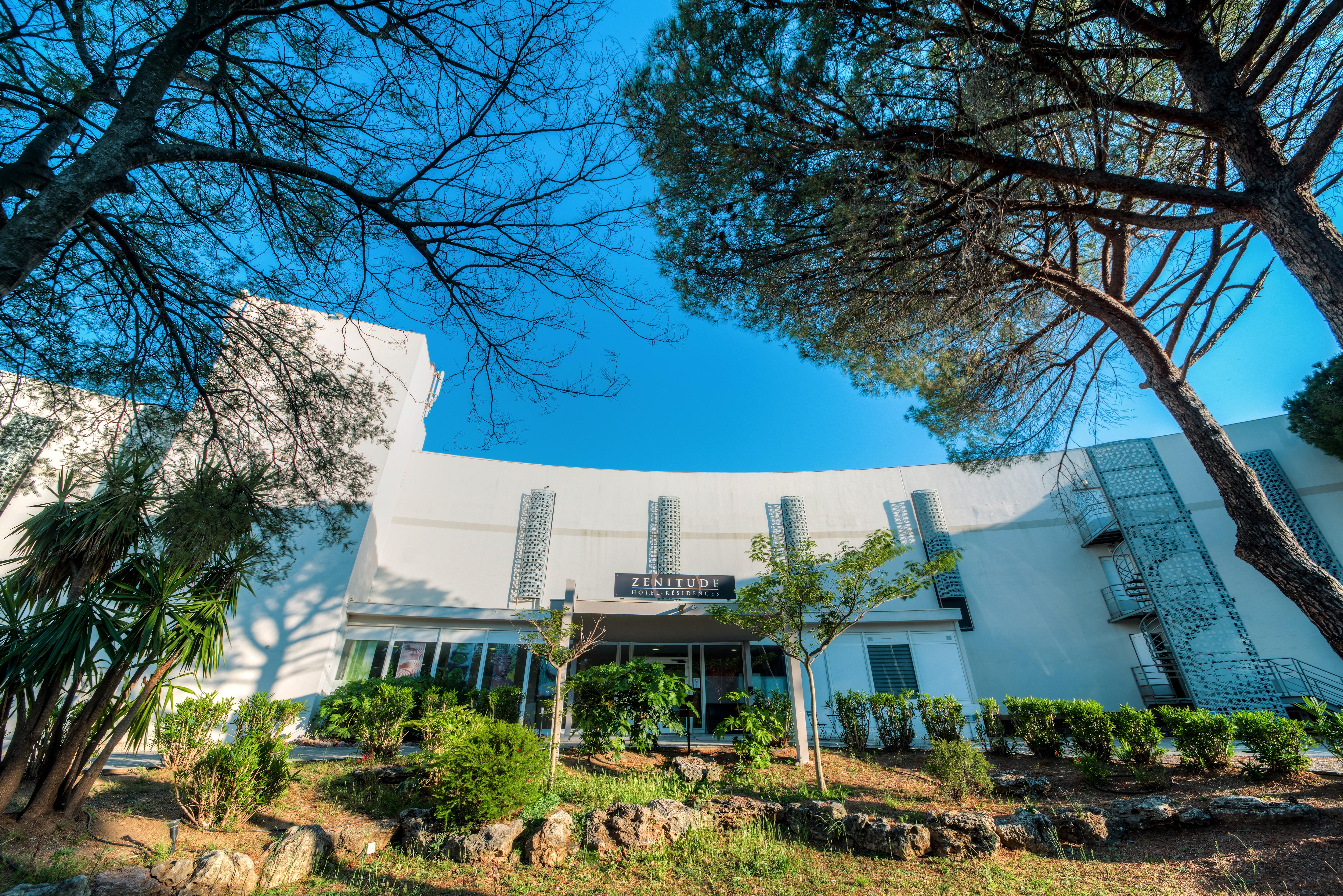 Comfort Aparthotel Frejus La Tour De Mare Bagian luar foto