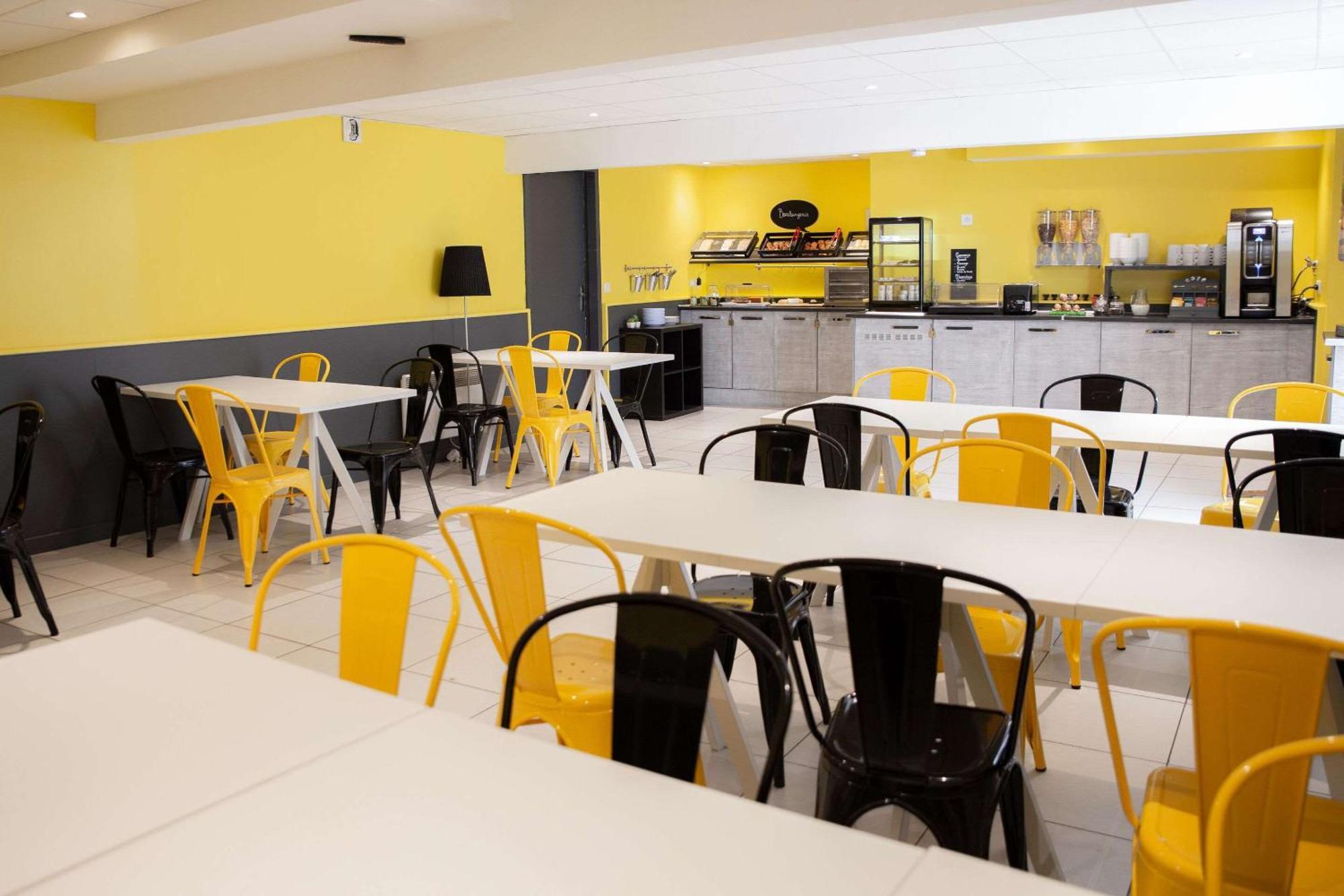 Comfort Aparthotel Frejus La Tour De Mare Bagian luar foto