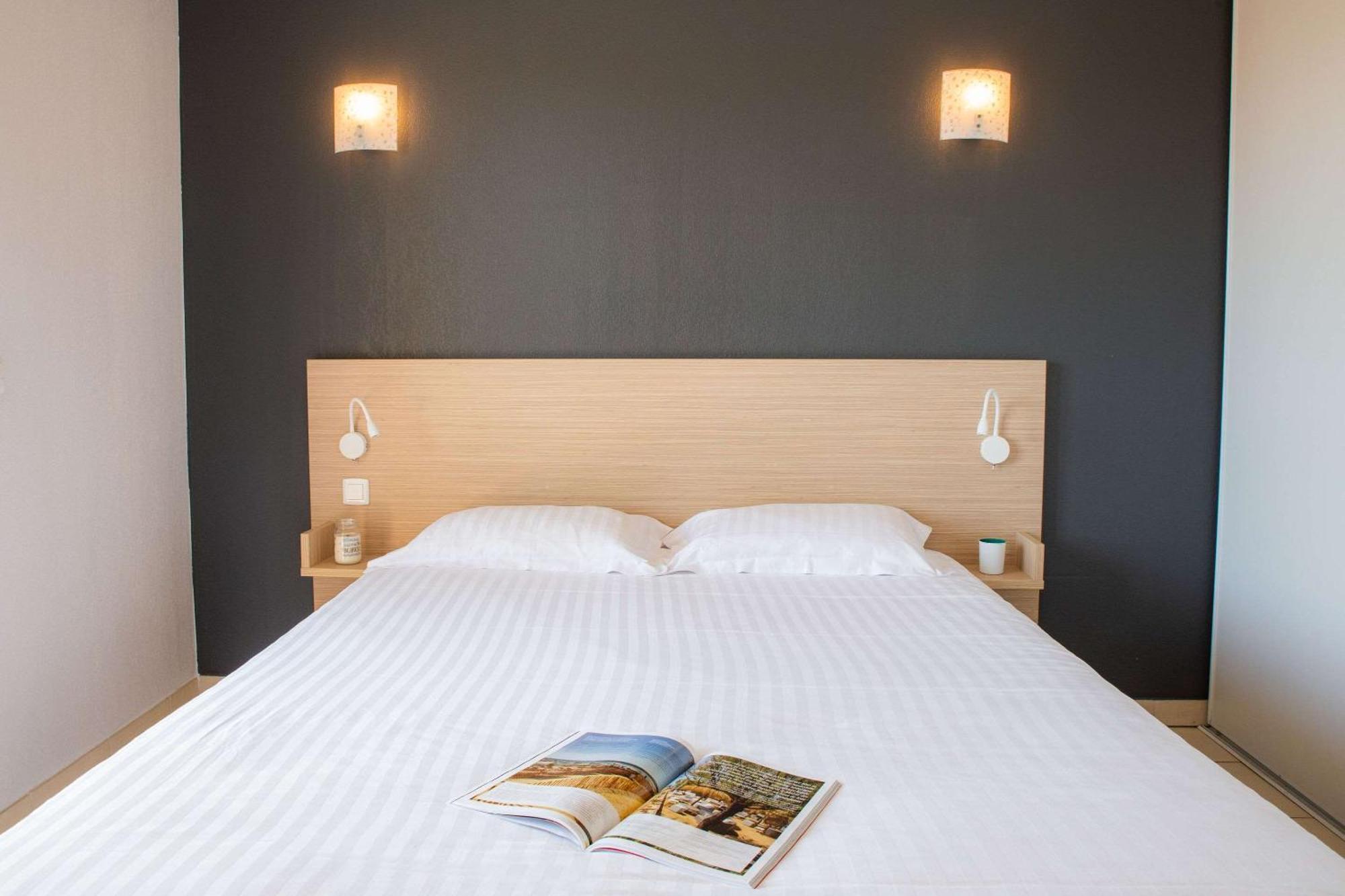 Comfort Aparthotel Frejus La Tour De Mare Bagian luar foto