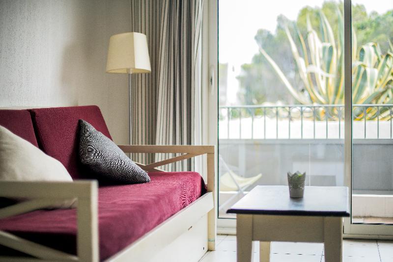 Comfort Aparthotel Frejus La Tour De Mare Bagian luar foto