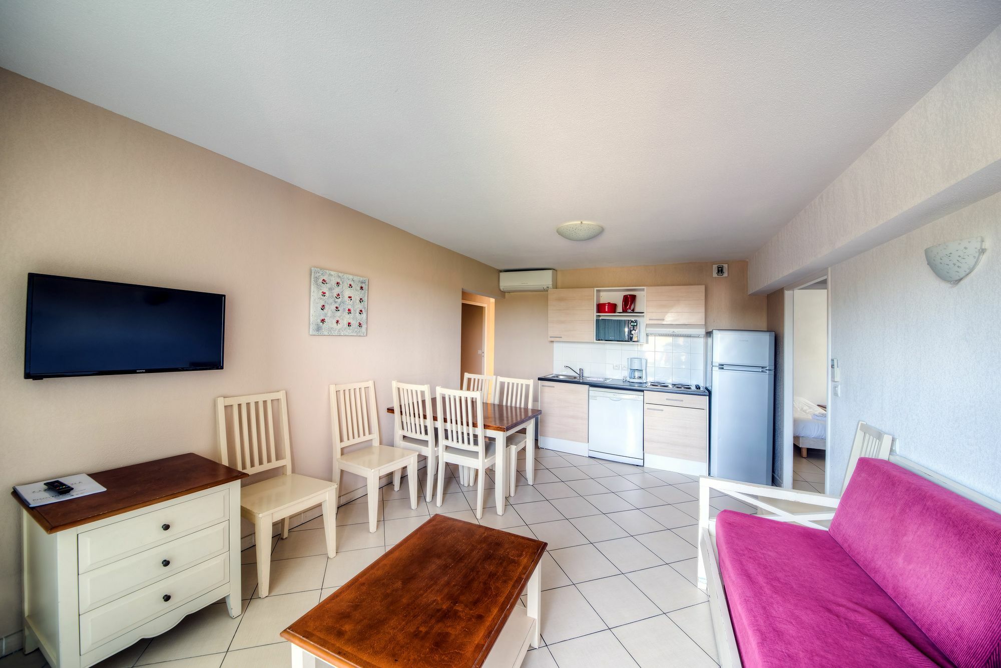 Comfort Aparthotel Frejus La Tour De Mare Bagian luar foto